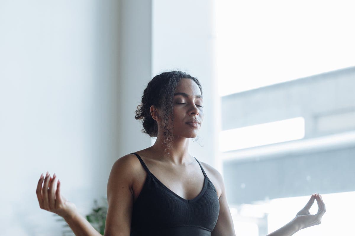 Shilajit Benefits for Women: Hormones, Iron, Bone & Energy
