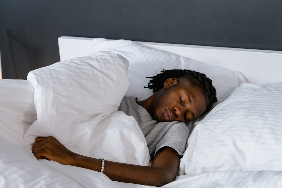 Shilajit for Sleep: Indirect Mechanism, 4 PM Cutoff, Realistic Plan