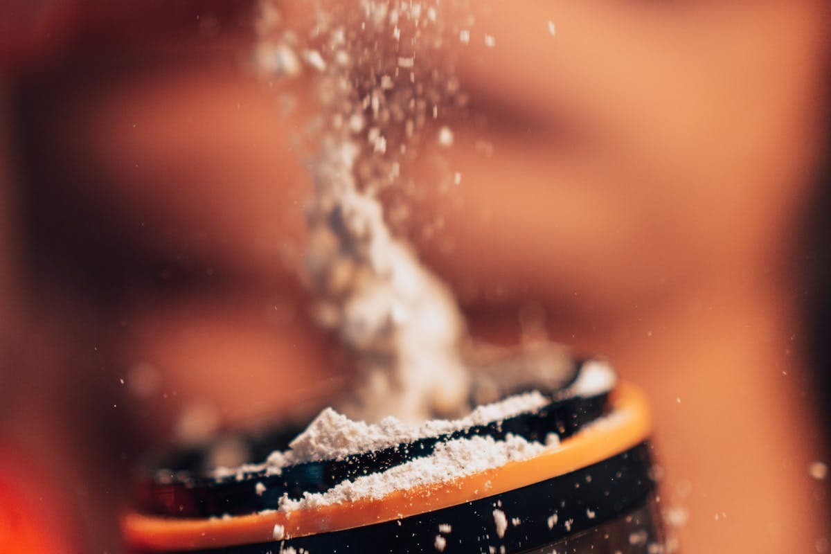 Shilajit vs Creatine: Honest Comparison for Lifters and Endurance Athletes